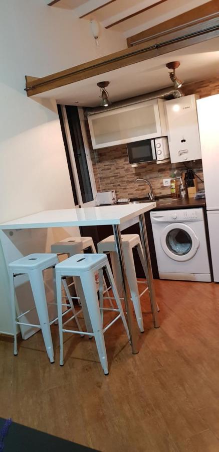 Magnifico Apartamento Tipo Duplex En Triana Seville Luaran gambar
