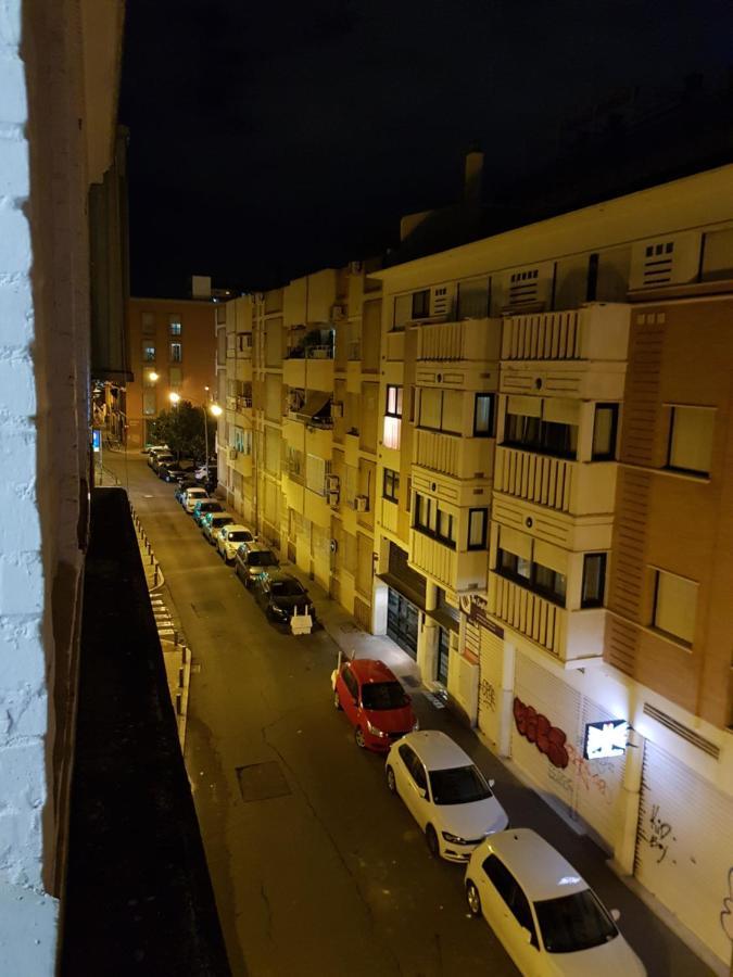 Magnifico Apartamento Tipo Duplex En Triana Seville Luaran gambar