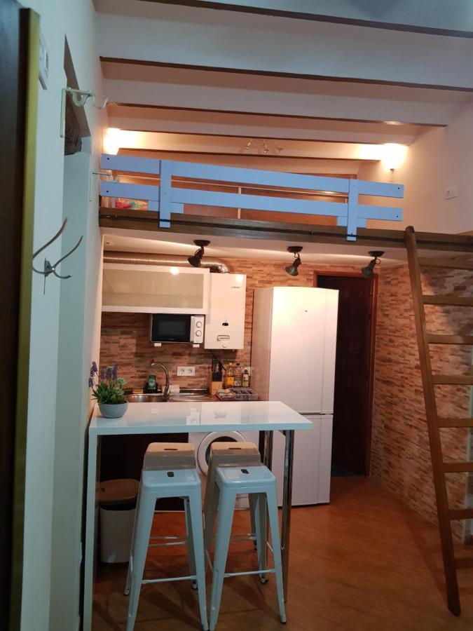 Magnifico Apartamento Tipo Duplex En Triana Seville Luaran gambar