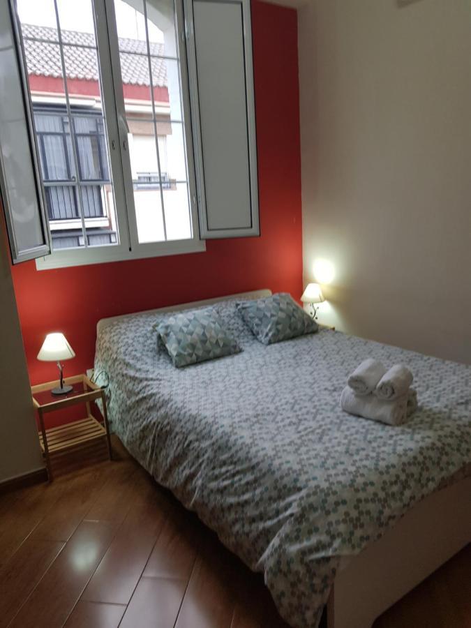 Magnifico Apartamento Tipo Duplex En Triana Seville Luaran gambar